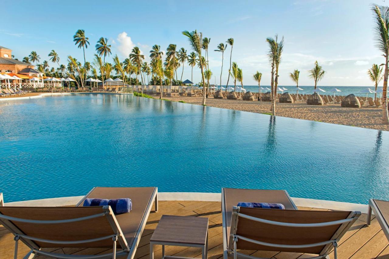 Nickelodeon Hotels & Resorts Punta Cana Exteriör bild Infinity pool at the Hard Rock Hotel & Casino Punta Cana
