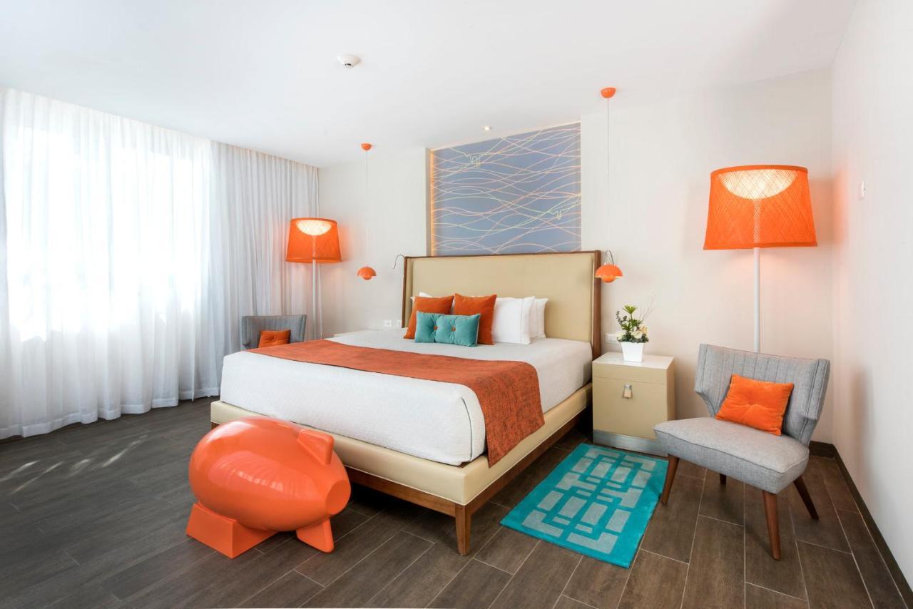 Nickelodeon Hotels & Resorts Punta Cana Exteriör bild A bedroom at the hotel