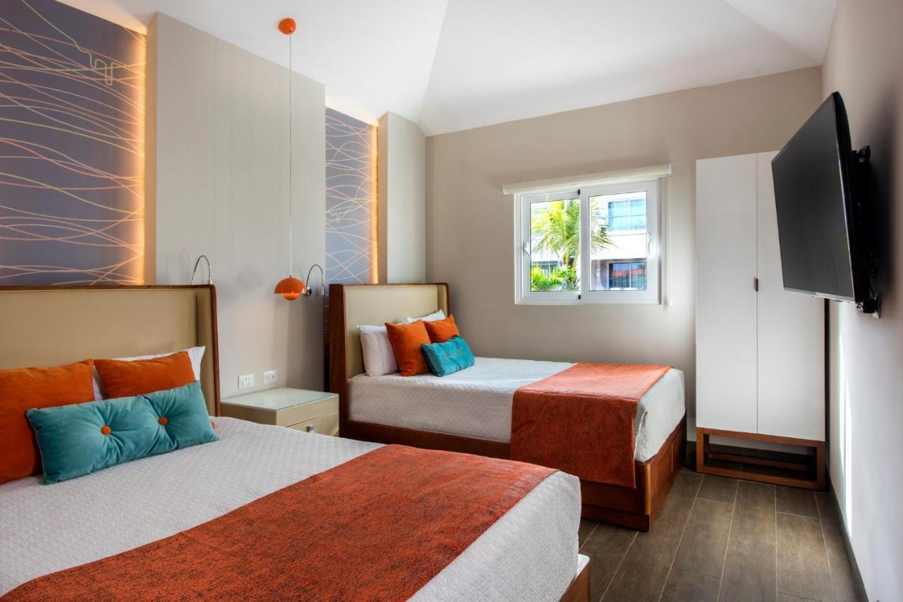 Nickelodeon Hotels & Resorts Punta Cana Exteriör bild Junior Suite