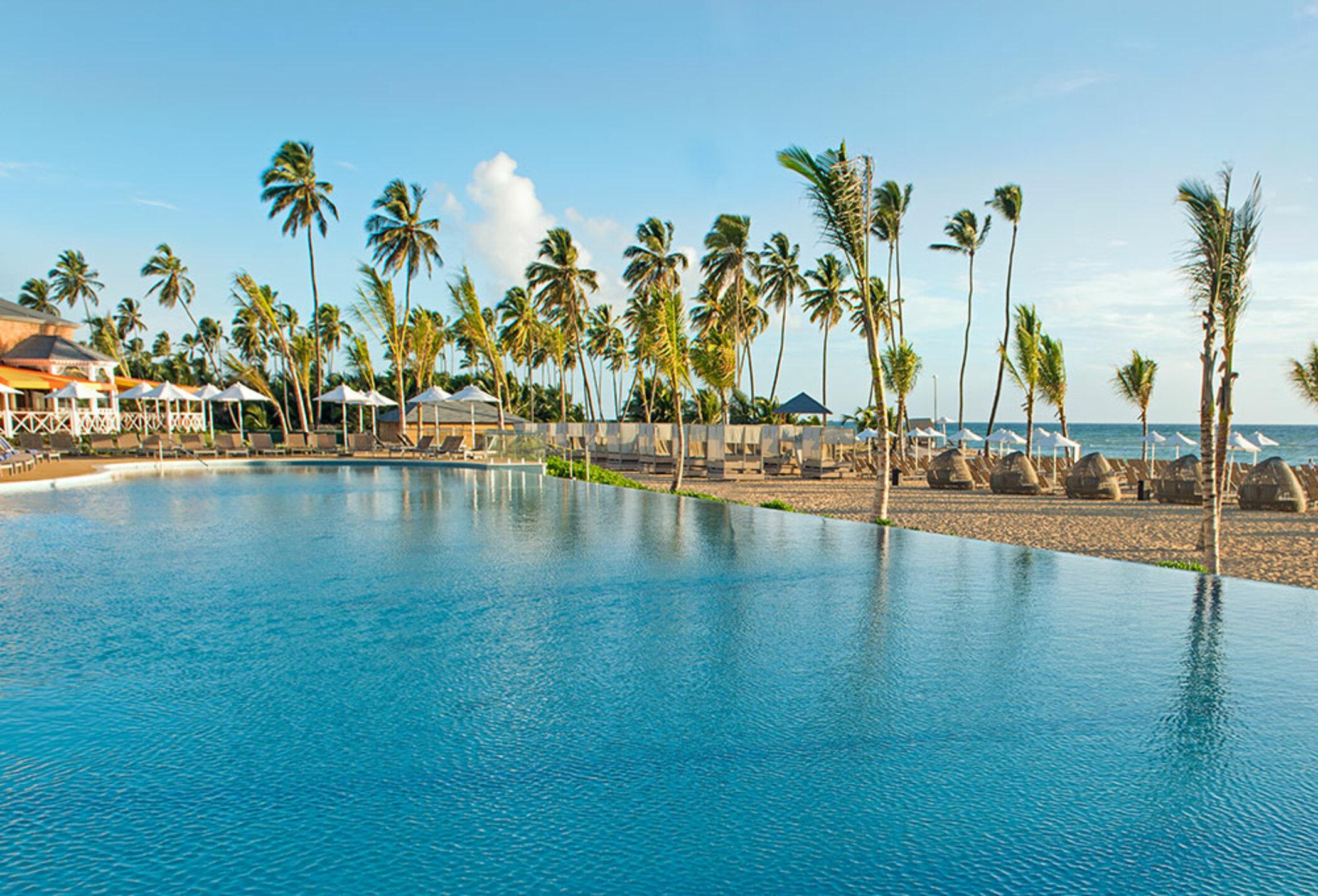 Nickelodeon Hotels & Resorts Punta Cana Exteriör bild The beach at the Iberostar Grand Hotel Bávaro
